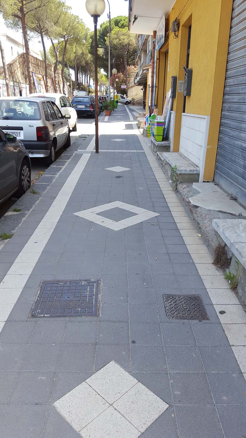 Villafranca Tirrenia (ME) Marciapiede